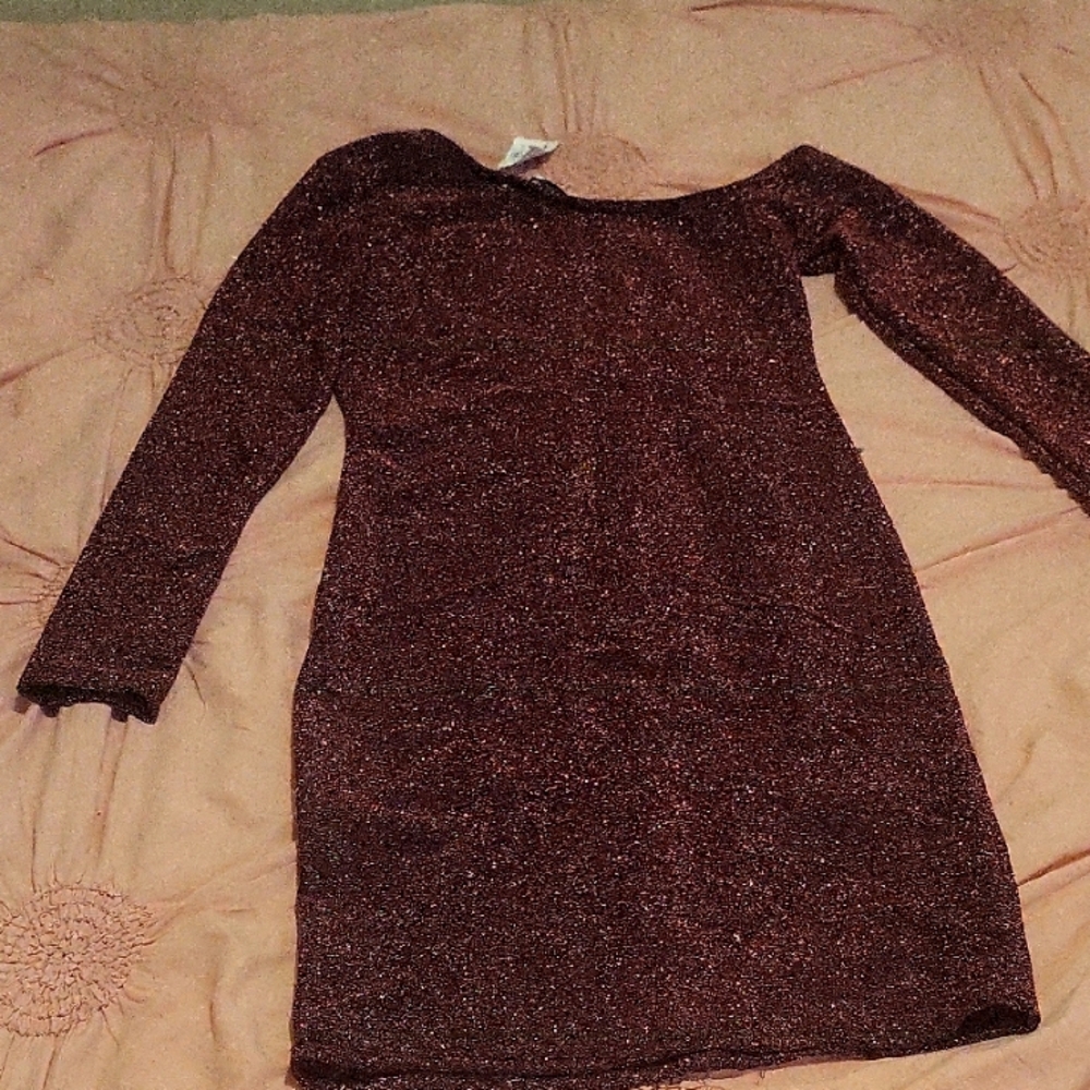 Love Shimmering Maroon Long Sleeve Dress